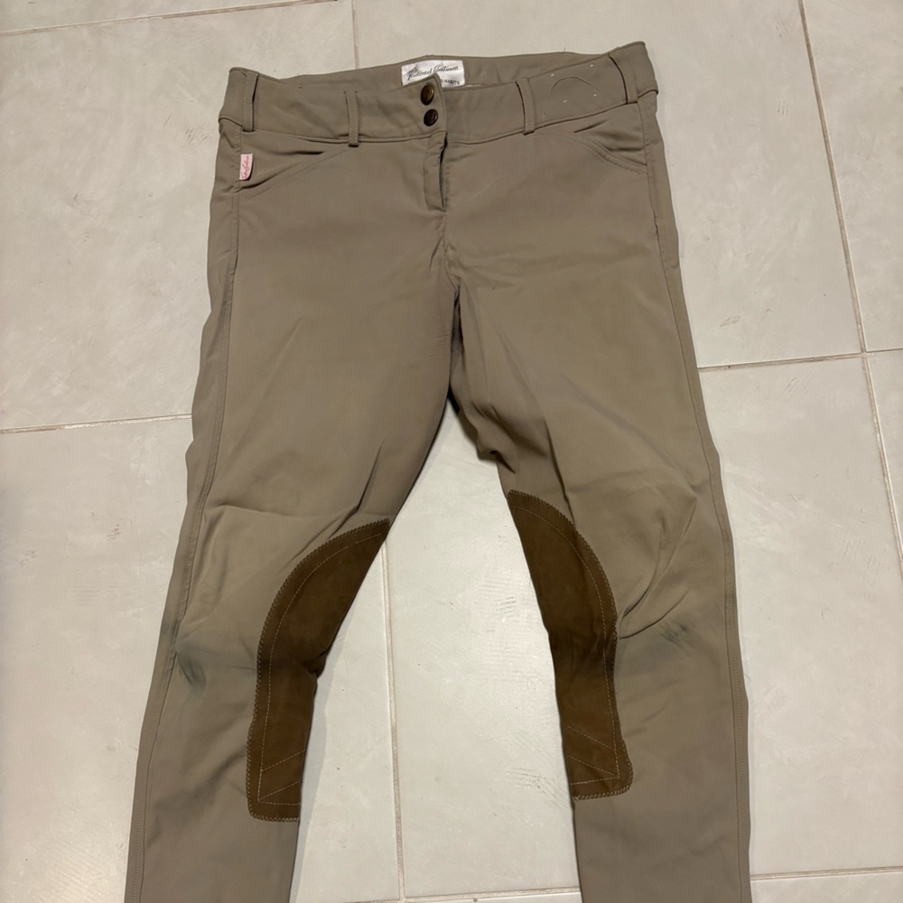 The Tailored Sportsman Women’s tan knee patch breeches, size 30